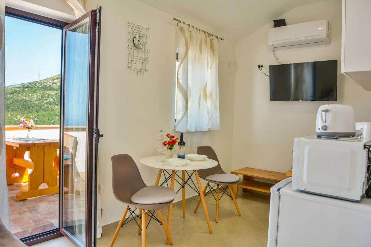Gromila 2 Apartment Senj  Ngoại thất bức ảnh